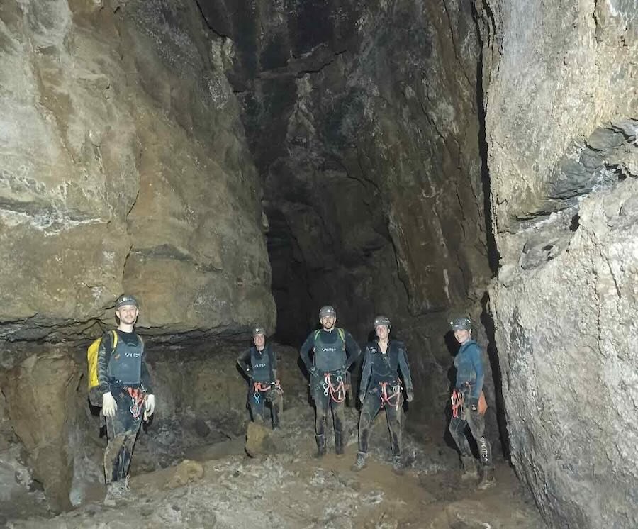 Espeleología en Cantabria para principiantes: guía completa para empezar