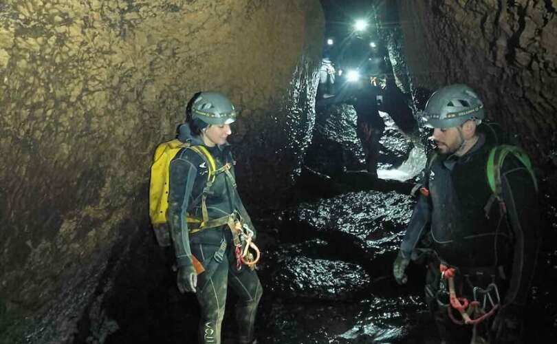 Las mejores cuevas para hacer espeleología en Cantabria