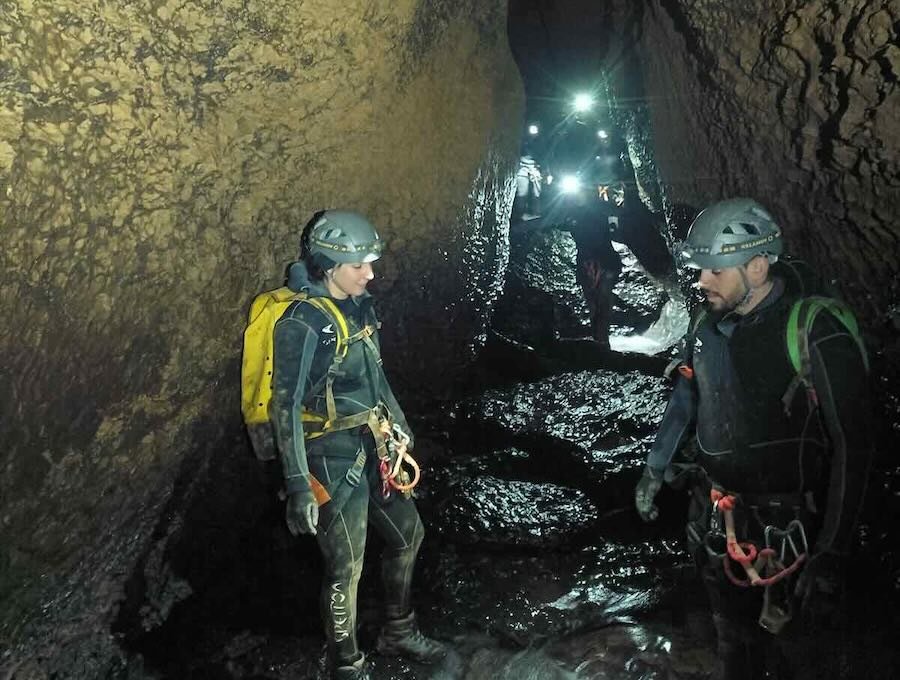 Las mejores cuevas para hacer espeleología en Cantabria
